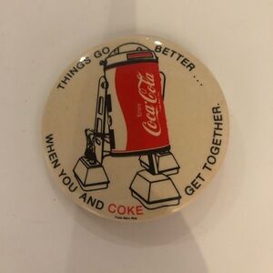 Coca Cola Star Wars R2D2 Button Pin 1970s